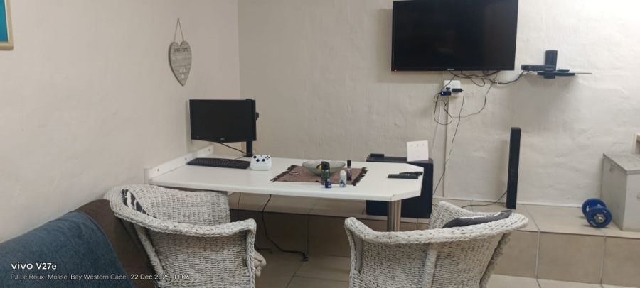 3 Bedroom Property for Sale in Hartenbos Heuwels Western Cape